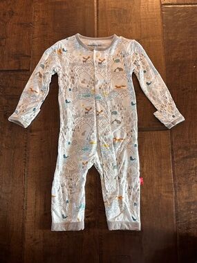 Magnetic Me Outfit